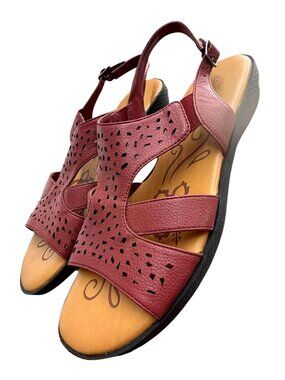 Easy Street Women's Red Sandals 9.5M